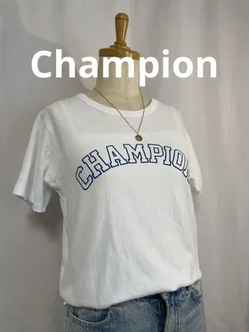 새상품급 Champion 반팔 티셔츠 화이트