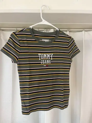 [미사용] TOMMY JEANS 크롭 티셔츠 XS