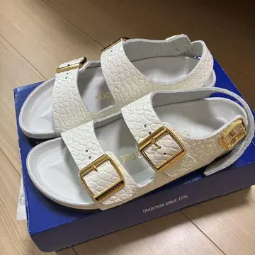 [미사용 새상품] BIRKENSTOCK Milano Rivet Logo