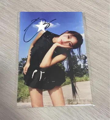 TWICE Strategy 친필 사인 엽서 지효