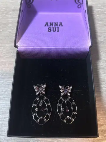 안나수이 나비 귀걸이 annasui