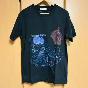 TENDER PERSON 티셔츠