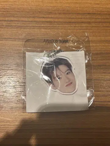 treasure 준규 얼굴 아크링 키링