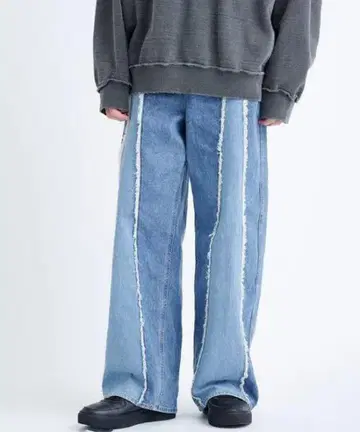 JieDa [지에다] SWITCHING OVER DENIM PANTS