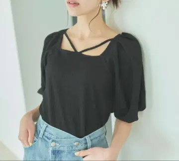 새상품 미스티우먼 스트링 셔링 풀오버
