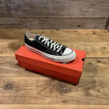 CONVERSE 블랙 로우 컷 스니커즈