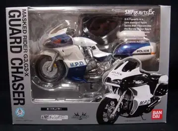반다이 S.H.Figuarts 가면라이더 아기토 가드 체이서
