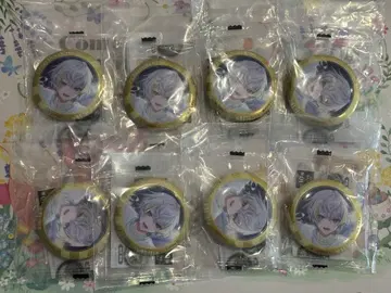 에이토리 화이트 화이트 설탕 코팅 캔뱃지