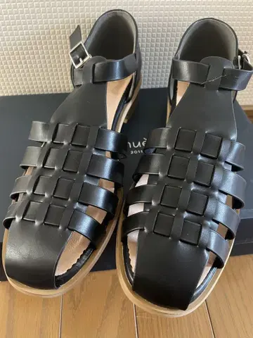 스택 힐 그루 또는 샌들 LL