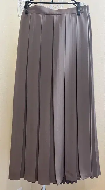 Natural beauty basic 플리츠 스커트 브라운 XS 사이즈