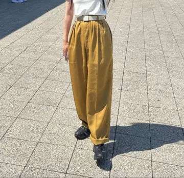 4턱 와이드 팬츠 머스타드