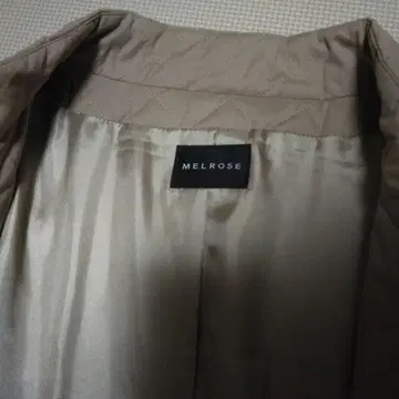 MELROSE 베이지 퀼팅 코트