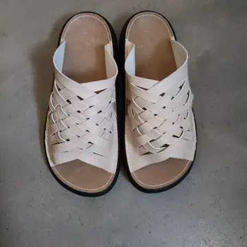 컴포트 샌들