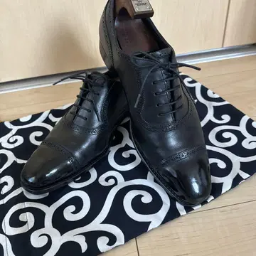 토모에 토모에 굿이어 웰트 애들레이드 신발