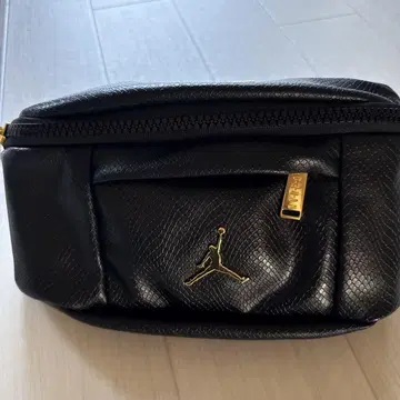 JORDAN 블랙 바디백