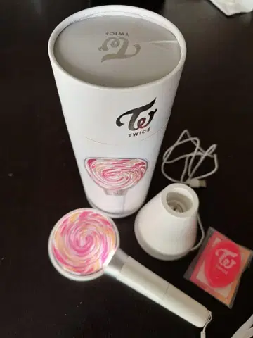 TWICE 응원봉과 코인 케이스 (미사용)