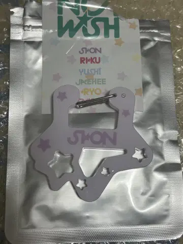 NCT WISH 시온 poppop MD 랜덤 카라비너