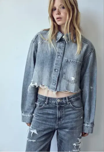 새상품 ZARA TRF 데미지 가공 크롭 데님 셔츠 자켓 M 사이즈