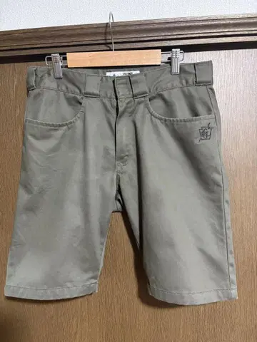 CHALLENGER 숏팬츠 카키