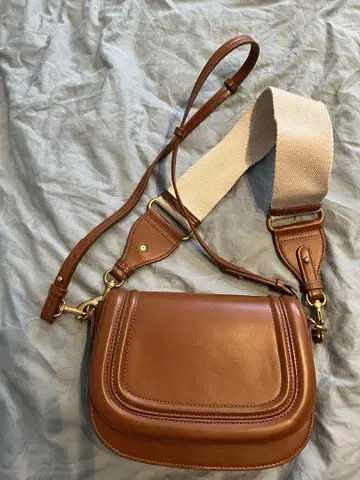 Zara 브라운 숄더백