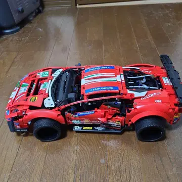 LEGO 테크닉 Ferrari 488 GTE