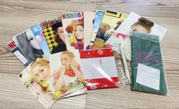 니시노 카나 팬클럽 뉴스레터, 굿즈