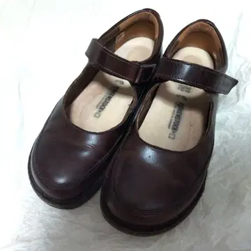 BIRKENSTOCK 브라운 가죽 메리제인 39 25.0cm