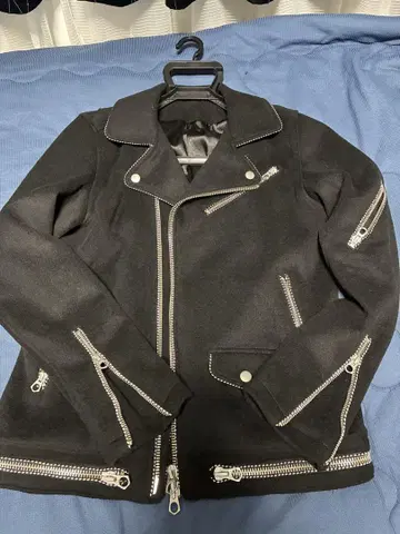NO ID. 멜톤 더블 라이더 지퍼 디자인