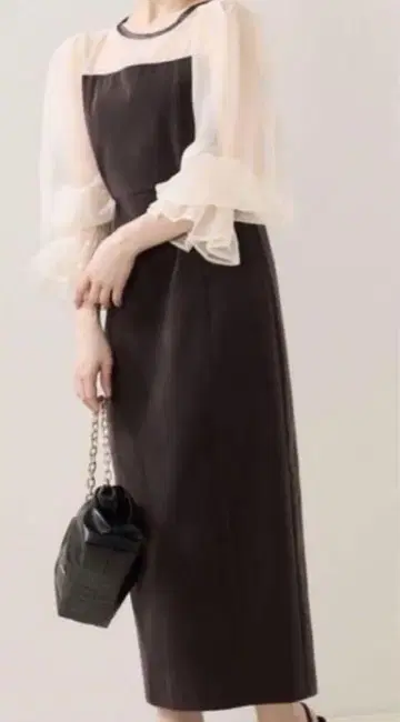 Salonbychico 배색 시스루 타이트 롱 드레스