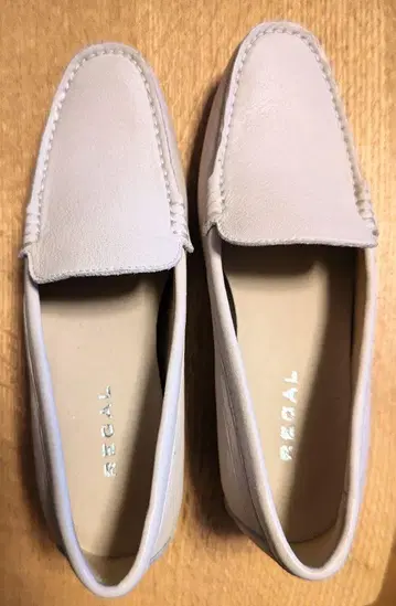 리갈 여성용 화이트 로퍼 23cm