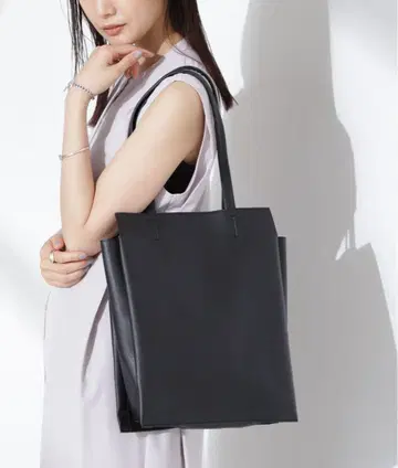NANO universe 세로 토트백