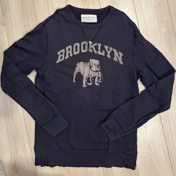 BROOKLYN 프린트 긴팔 트레이너