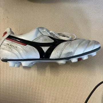 Mizuno Morelia 축구화 화이트/블랙/레드