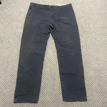 DOCKERS 다크 그레이 치노 팬츠 30" 세게무