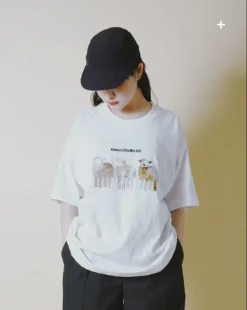 STRAYSHEEP TEE