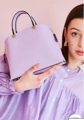 [신상] 미사용에 가까운 로페 [E'POR] Y bag Mini