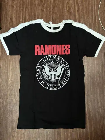 RAMONES 라모네스 밴딩 티셔츠 링거 티셔츠