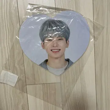 세븐틴 부채 원우
