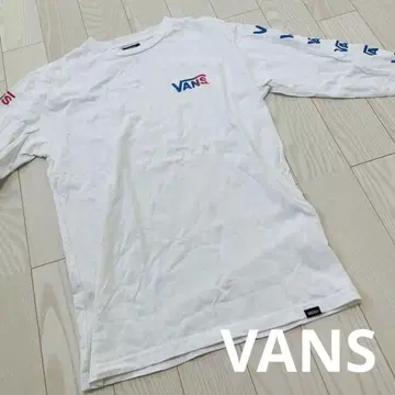 VANS 화이트 긴팔 티셔츠