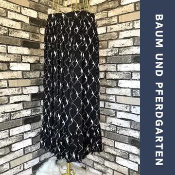 BAUN UND PFERDGARTEN 시어 플레어 스커트 블랙