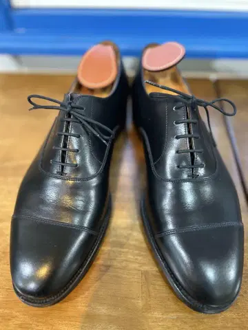 크로켓 앤 존스 스트레이트 팁 25.5cm