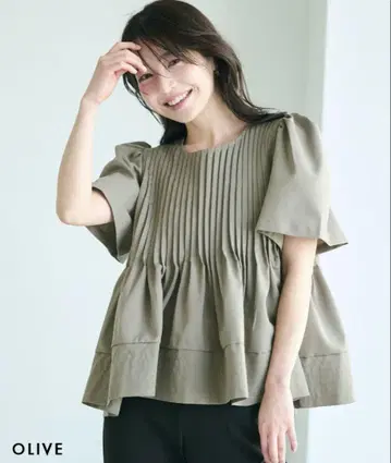 페플럼 턱 블라우스