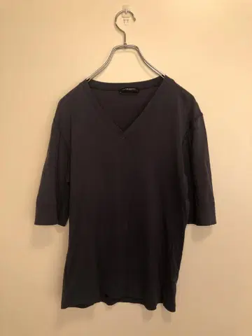 CoSTUME NATIONAL HOMME V넥 티셔츠 5부 기장 S