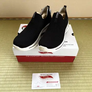 [새상품] SKECHERS 스케쳐스 고 워크 아치 핏 블랙 25.5