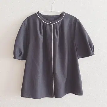 NATURAL BEAUTY BASIC 린넨 라이크 바이컬러 블라우스