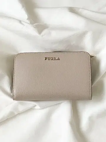 [FURLA] 접이식 지갑 베이지