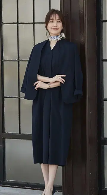 suit square 발수 벨티드 원피스