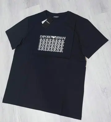새상품 XXL 사이즈 EMPORIO ARMANI 프론트 로고 반팔 셔츠