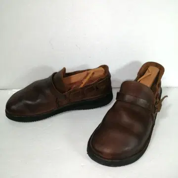 aurora shoes 미들 영어 Middle English