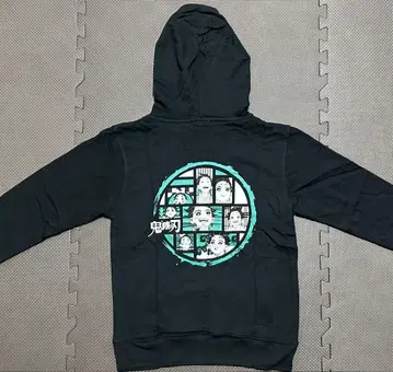 귀멸의 칼날 후드 부착 후드티 size: S